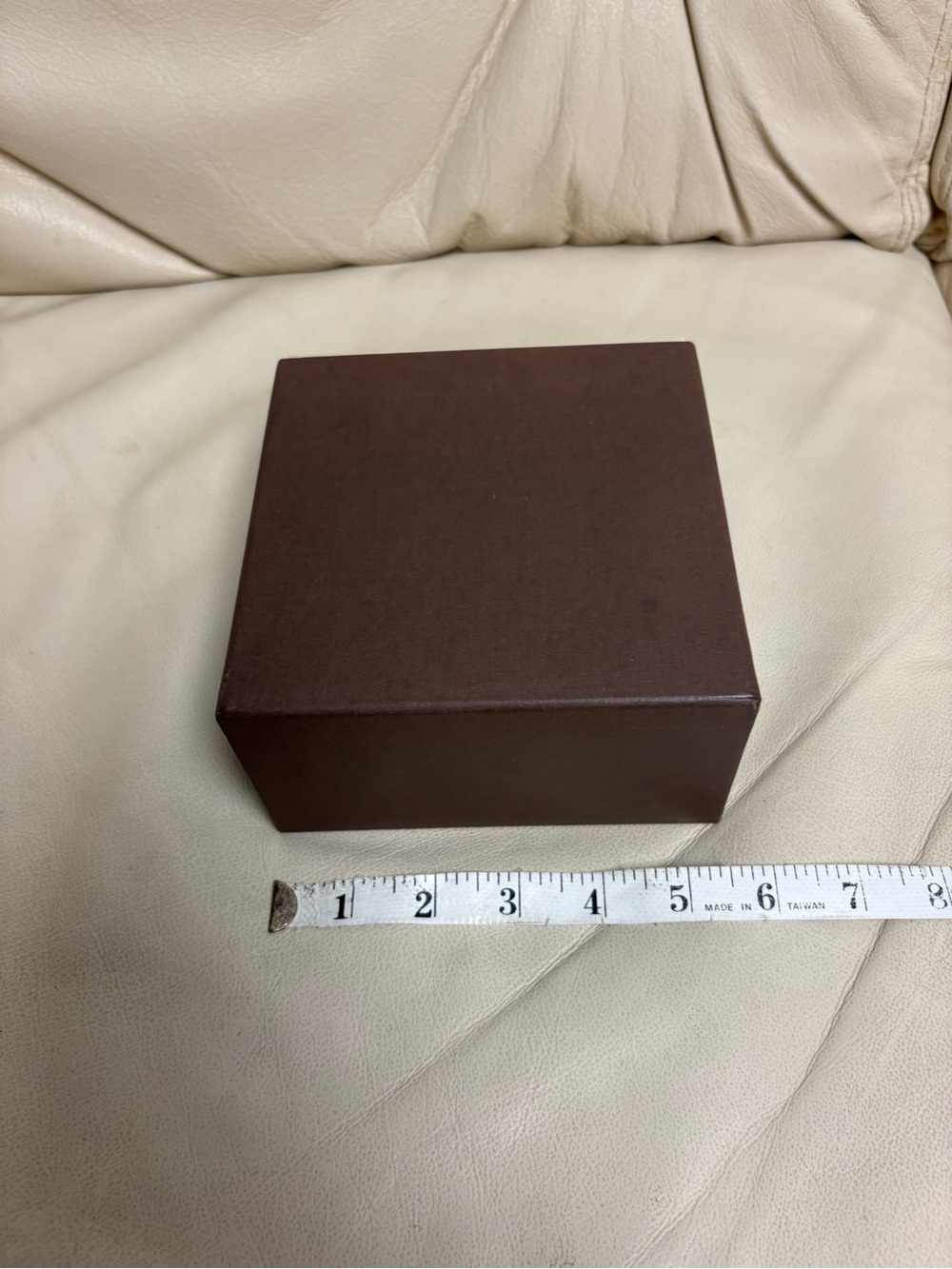 EMPTY LOUIS VUITTON Brown Pull Out Gift Box Beige - Picture 7 of 12